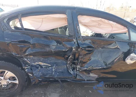 2014 Honda Civic Lx z USA, uszkodzony, nr VIN 19XFB2F5XEE022086